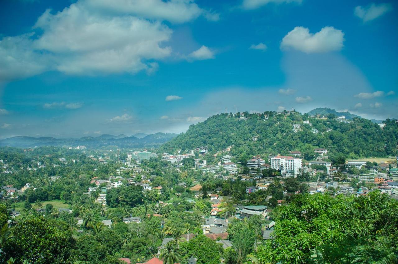 Angel Tower Bed and Breakfast Kandy Eksteriør billede