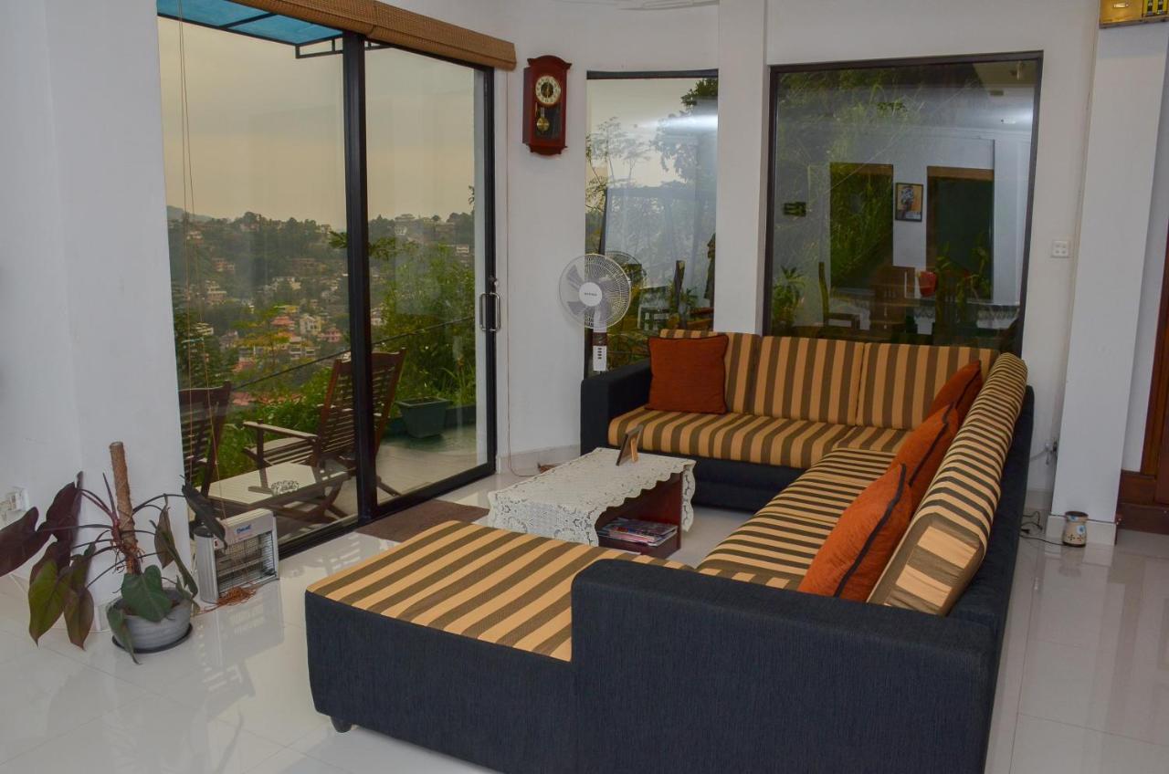 Angel Tower Bed and Breakfast Kandy Eksteriør billede
